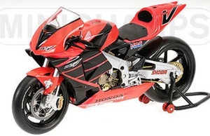 Rossi Model Minichamps 122 017946 Honda RC211V Summer Test bike MotoGP 2001 1:12 - Picture 1 of 8