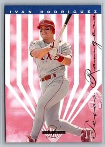1995 Leaf Limited #131 Ivan Rodriguez - Picture 1 of 2