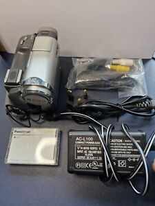 Sony DCR-HC14E MiniDV Digital Video Camera Handycam + Charger + Used Tape + Case