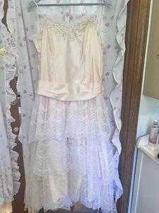 Vintage Ballkleid Flirt rosa Seide & Spitzenlagen - Bild 1 von 23