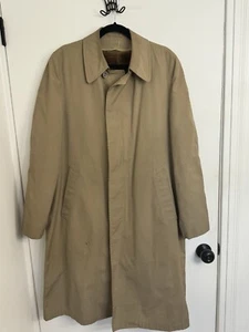 Vintage London Fog Trench Coat 1970’s Mens 38 Long Tan Removable Faux Fur Lining - Picture 1 of 10