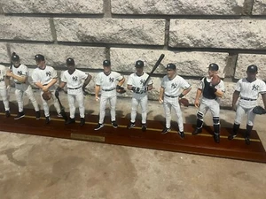 Danbury Mint 1999 New York Yankees World Series Champs Team Skulptur Figuren - Bild 1 von 5