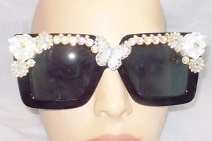 UNIQUE BOUTIQUE OVER THE TOP SQUARE SHAPED SUNGLASSES WITH STONES & RHINESTONES - Picture 1 of 4