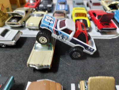 Camioneta pickup Matchbox 4X4 Toyota espalda abierta Dunas Racer 63 No. 13 1981 vintage  Foto 1 de 4