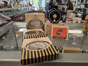 New In Box Pflueger Medalist 1494 Fly Reel Plus 3 New Scientific Anglers Lines - Picture 1 of 22