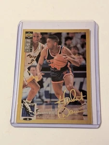 1994 Upper Deck Basketball Collectors Choice Gold Signature Hubert Davis 144 - Bild 1 von 2