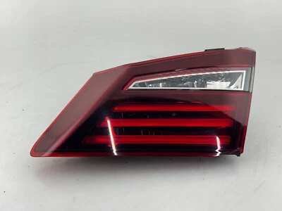 OEM | 2016 - 2017 Honda Accord Inner Tail Light (Right/Passenger) Foto 1 de 4