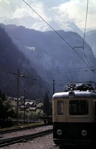Orig 1950's Slide, Front of an Electric Train climbing the mountain - Picture 1 of 1