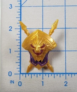 Hasbro Fortnite Back Bling Shield Prop Forraje 6" escala 1/12 amenaza (invencible) - Imagen 1 de 6