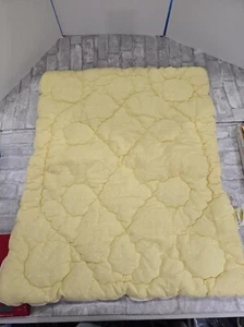 Vintage Quiltex Downlon Toddler Yellow Quilt Zippered Sleeping Bag Lace Type Emb - Picture 1 of 10