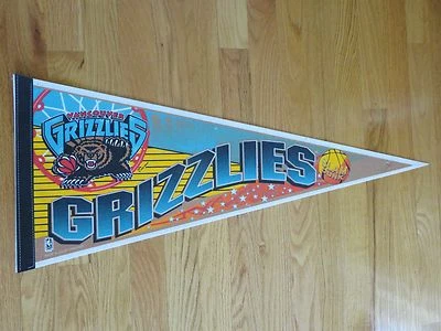 Banderín vintage años 90 VANCOUVER GRIZZLES Mike Bibby Anthony Peeler Bryant Reeses Foto 1 de 3
