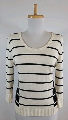 Banana Republic Women 3/4 Sleeve Ivory W Navy Blue Stripe Sweater Lightweight XS - Image 1 of 4