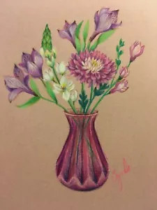LÁPIZ DE COLOR dibujo FREESIA, lupus, Y QUYSANTHYMUM flores en jarrón ROSA - Imagen 1 de 4