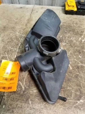 2011-2016 BUICK LACROSSE 2.4L AIR CLEANER OUTLET DUCT 22761486 OEM - Image 1 of 4