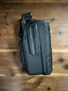 Blackhawk Black RH Omnivore Holster Multi-Fit Surefire X300/X300U-A - Picture 1 of 3