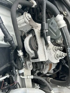 MAZDA CX-3 HATCHBACK 2015-2019 2.0 PETROL SPORT GENUINE ENGINE MOUNT COMPLETE - Picture 1 of 1