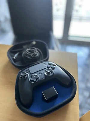 NACON Ps4 Revolution Pro Controller 3 - Immagine 1 di 4