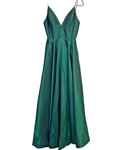 Kelly Green Gown Size 4 Formal Sherri Hill Maxi Full Skirt Bridesmaid Wedding - Picture 1 of 8