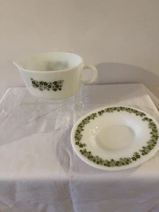 Pyrex Green Flower Spring Blossom Crazy Daisy Gravy Boat & Underplate 77 B 77 U - Picture 1 of 6