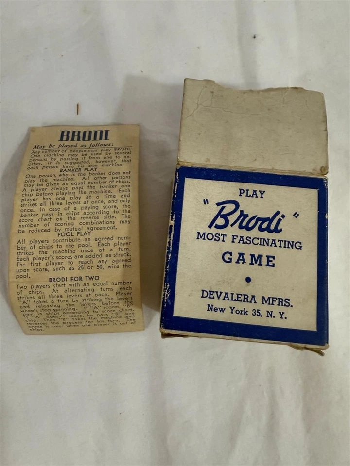 PLAY BRODI (MINI SLOT MACHINE) BOX/INSTRUCTIONS ONLY Vintage 1940s Magic Shop - Image 1 of 1