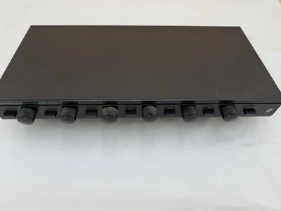 Niles SVL-6  6 Speaker Selection/Volume Control System - Image 1 of 4