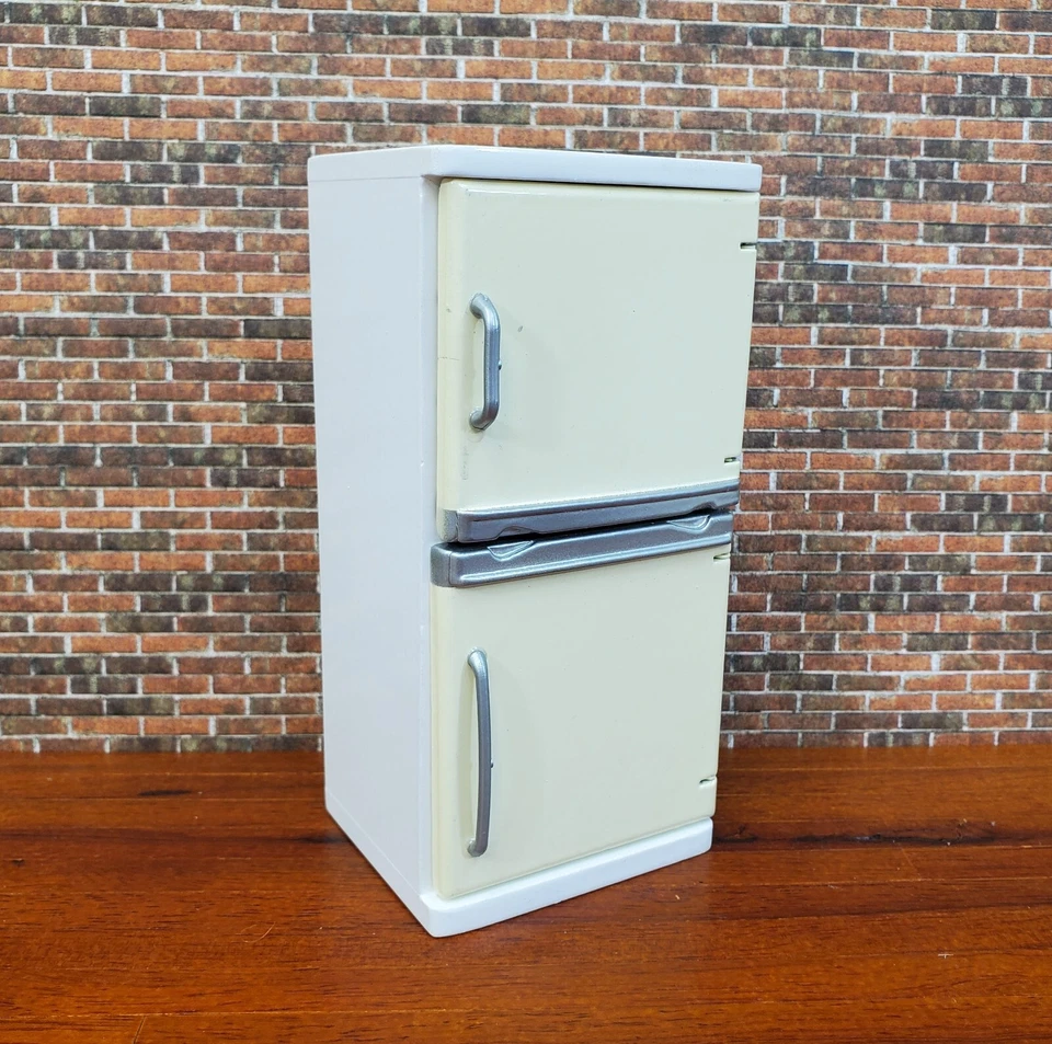 Dollhouse Refrigerator 2 Door Fridge Cream & White Retro Style 1:12 Scale Wood