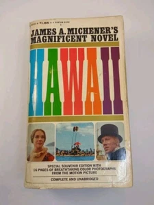 Hawaii By James A. Michener Paperback Souvenir Edition Color Photographs Vintage - Foto 1 di 19