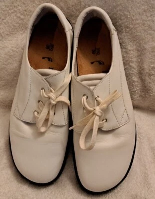 Footprints by Birkenstock White Leather LaceUp Comfort Shoes Women’s Sz 39EU/8US - Image 1 of 4