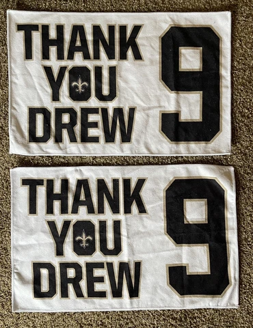 2x Drew Brees #9 Thank You Towel from Thanksgiving Game Bill's vs. Saints 2021 Cover