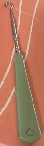 Vintage Bakelight? Celluloid Soft Green Stiefel (Knopf) Schnürhaken - Bild 1 von 1