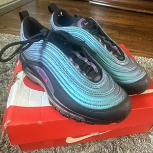 Nike Air Max 97 Throwback Future Talla 4Y Negro/Láser Fucsia - Imagen 1 de 8