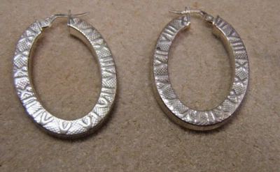 Aros huecos ovalados con número romano de plata de ley Italia 925 8,6 g Foto 1 de 4