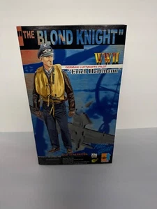 DRAGON WWll German Luftwaffe Pilot, The Blond Night Erich Hartmann Action Figure - Picture 1 of 4