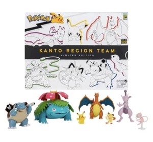2024 SDCC Exclusive Pokémon Kanto Region Set Charizard Blastoise Mewtwo Jazwares - Bild 1 von 5
