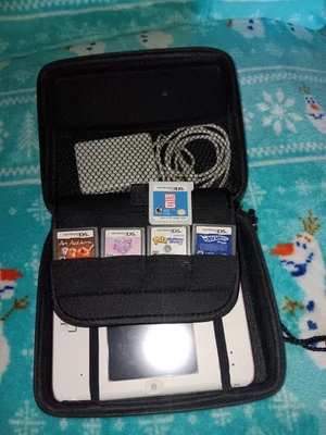 Nintendo 2DS 4GB Handheld Console With Games, Case, And Charger. Used Great Cond - Image 1 of 4