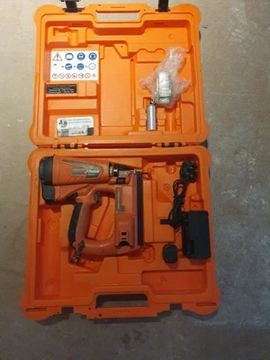 Paslode IM65 Nail Gun F16 Lithium Nailer Second Fix Nail Gun .. - Image 1 of 4