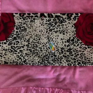 3 Pieces Designer Cotton Bed sheet with pillowcases 1 Flat Sheet + 2 Pillowcases - Picture 1 of 3