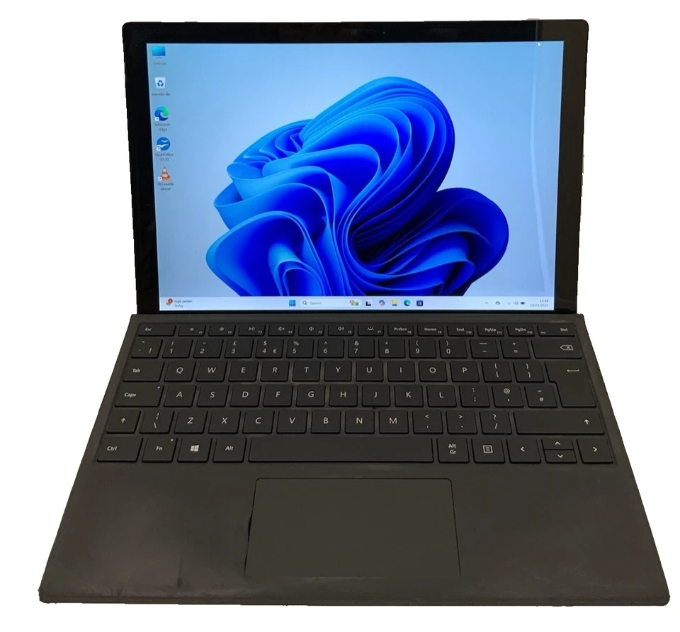 Microsoft Surface Pro 4 1724 WIN 11 PRO Core m3-6Y30 4GB 128GB SSD/Touch Issue - Image 1 of 4