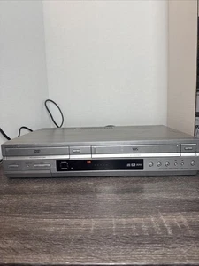 Sony DVD VCR Combo Player SLV-D251P Gray Silver VHS Recorder Hi-Fi Tested - Picture 1 of 7