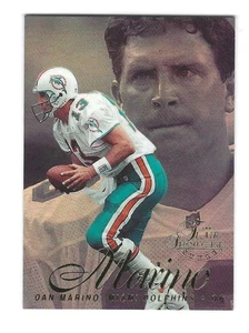 1997 FLAIR SHOWCASE ROW 2 #13 DAN MARINO FOOTBALL CARD (NM-MT) - Picture 1 of 2