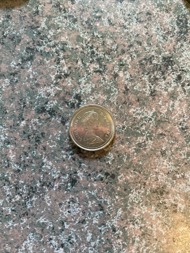 Moneda Conmemorativa Reina Isabel II Foto 1 de 2