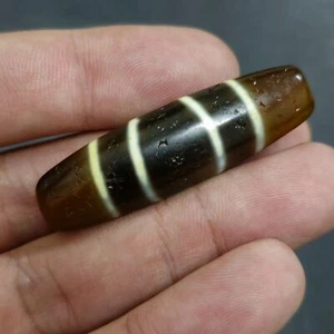 AA Very Unique Stripes Pattern Old Himalayan Indo Tibetan Dzi Agate Bead - Picture 1 of 12