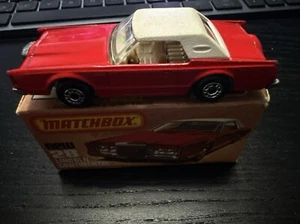 Matchbox Superfast No.  1979 #28 Lincoln Continental with Original Box - Picture 1 of 10
