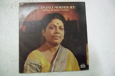 SONGS OF KAZI NAZRUL DR ANJALI MUKHERJEE 1977 RARE LP RECORD india BENGALI EX - Image 1 of 4