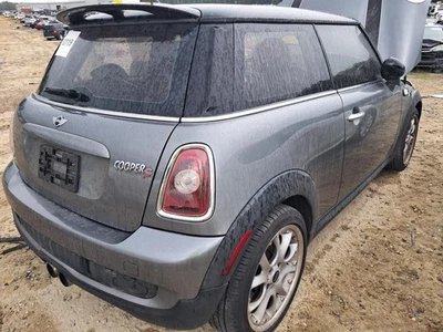 Conjunto de luces traseras de pasajero Mini Cooper 2007 OEM usado 2645422 2 puertas HTBK Foto 1 de 4