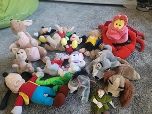 Lote De 15 Peluches Vintage Disney World Adventurer, Mickey Sébastien Dama y Vagabundo - Imagen 1 de 6