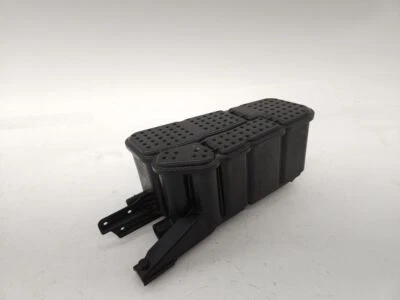 Bote de vapor AUDI A4 A5 S4 S5 RS5 2017-2023 8W0201801N 8W0201797J 8W0201801F Foto 1 de 4