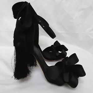 Neu Aleksander Siradekian 840 $ schwarze Satinschleife Quaste Absatz Stiletto Sandale EU 37 - Bild 1 von 7