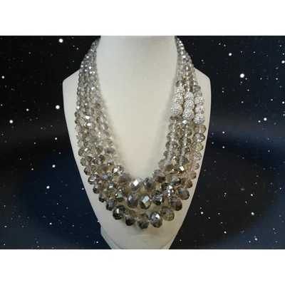 Glamoroso conjunto de collar y pendientes de cristal facetado de varios hilos Foto 1 de 3