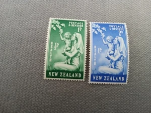 NEW ZEALAND-1949 HEALTH STAMPS SET MNH - Picture 1 of 2